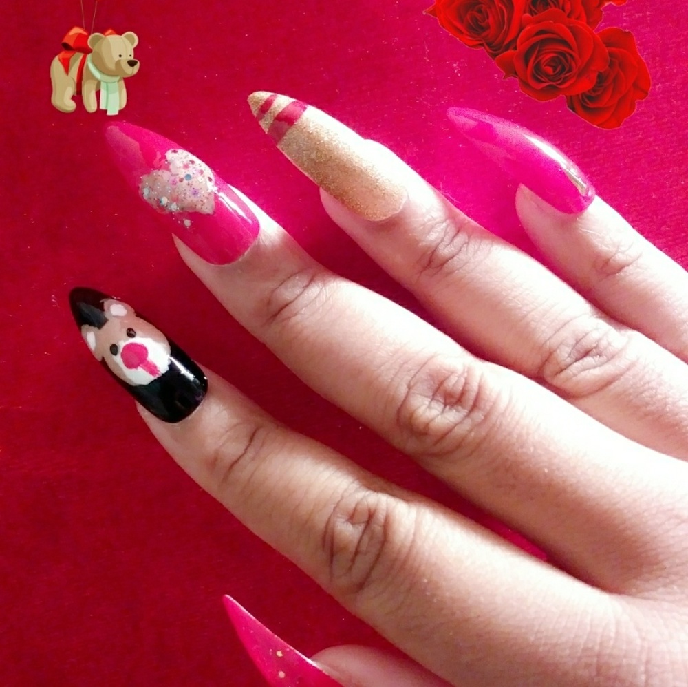 Fake Nails - Picture 5 of 6